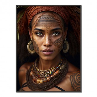 Žena s kmeňovým tetovaním
