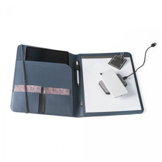 EMERGE FOLDER II. Složka A4 z materiálu rPET 300D s elastickým uzávěrem