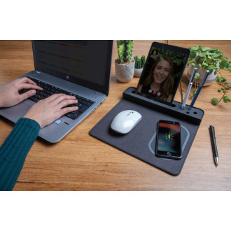 Air podložka pod myš s bezdrátovým nabíjením a USB