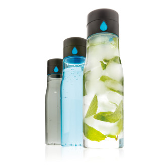 Tritanová láhev Aqua sledující pitný režim