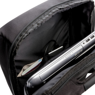 Swiss Peak nedobytný RFID USB batoh