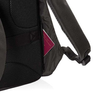 Nedobytný batoh na 15.6" notebook Swiss Peak z RPET AWARE™