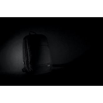 Moderní batoh na 15.6" notebook Swiss Peak z RPET AWARE™
