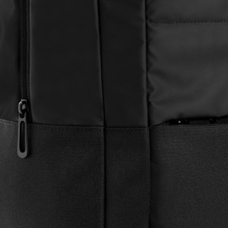 Základní batoh na 15.6" notebook Armond z RPET AWARE™