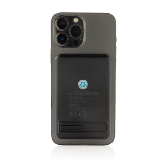 Nabíječka 5000mAh 3v1 Powerbase z RCS recykl. plastu