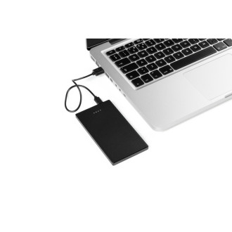 DENNING. Tenká powerbanka z nerezové oceli s kapacitou 5 000 mAh