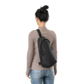 Crossbody taška Renew z rPET AWARE™