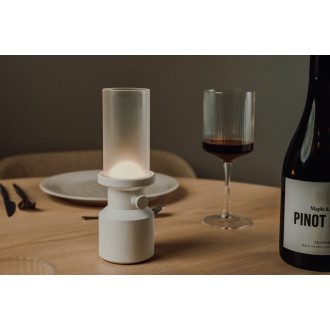 Stolní lampa VINGA Niori z RCS