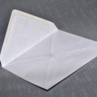 Listová obálka Štvorec biela laid 130mm