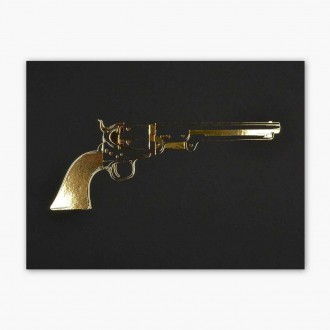 Revolver 3D Zlatý Plagát