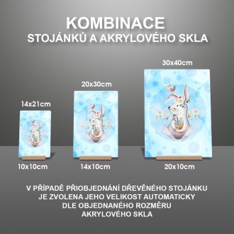 Zajac s kvetinami