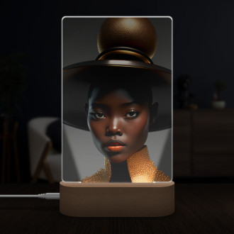 Lampa Modelka v klobúku 4